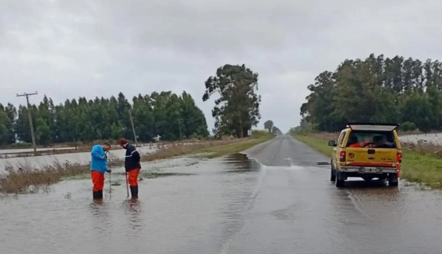 Habilitaron el tránsito en un tramo de la Ruta 228 tras inspeccionar las alcantarillas, pero recomiendan desviar por Necochea
