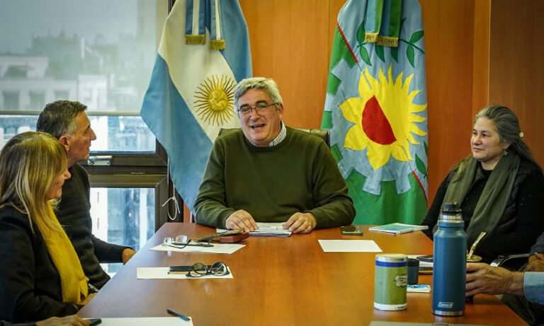 Rodríguez se reunió con Bases Federadas y debatieron financiamiento, semillas y políticas para el agro bonaerense