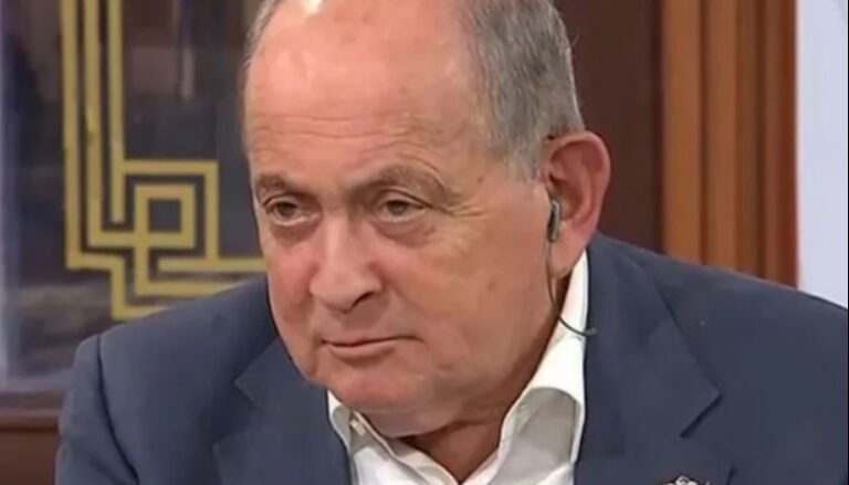 Chiche Gelblung sigue internado
