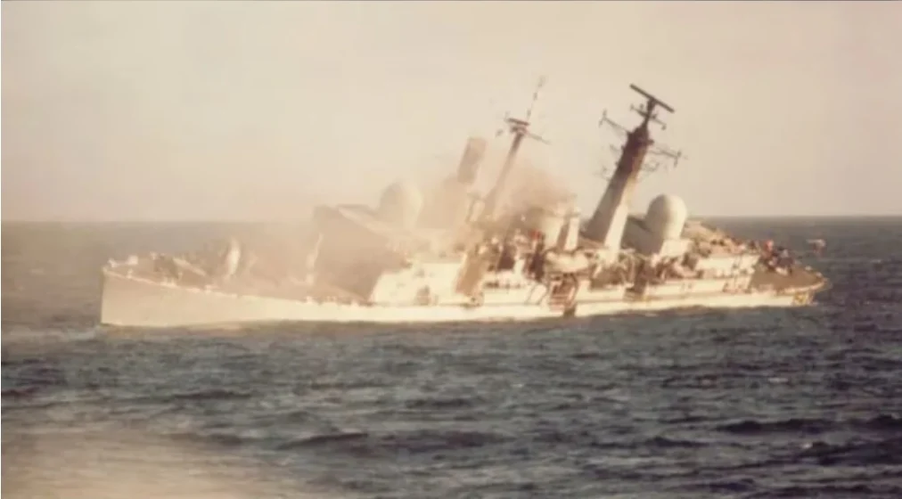 La heroica misión de los pilotos argentinos contra el HMS Coventry: un recordatorio de la Guerra de Malvinas