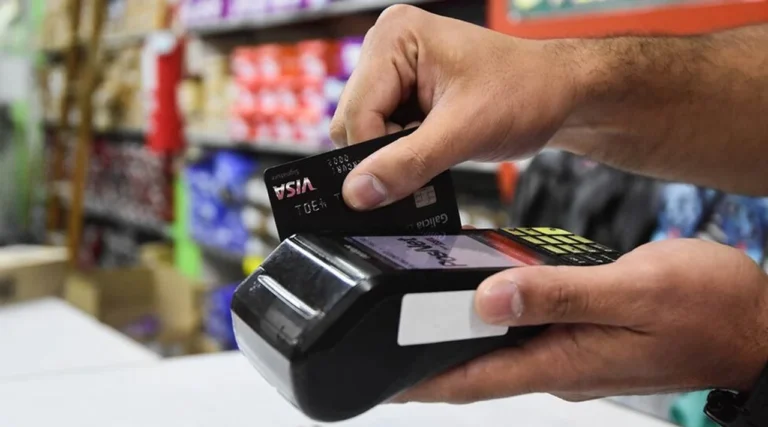 Proyecto para eliminar impuesto de sellos en compras con tarjeta de crédito