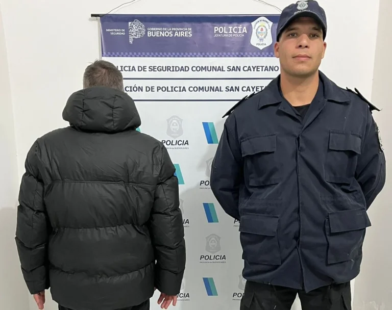 Detuvieron a un hombre ebrio que portaba una cuchilla en San Cayetano