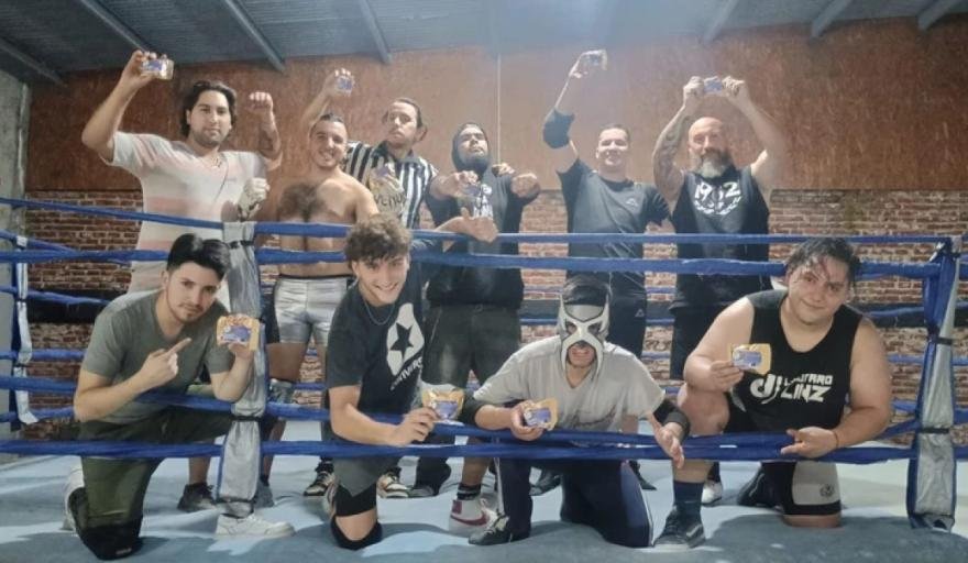 Lucha Libre en Necochea: Jóvenes impulsan agrupación con la ayuda de 100% Lucha