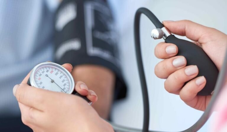 San Cayetano organiza charla sobre mitos y realidades de la hipertensión arterial con aval de la Sociedad Argentina de Cardiología