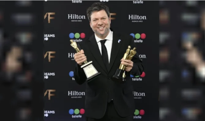 Guido Kaczka se consagró con el Martín Fierro de Oro en la edición 54 de los premios de APTRA