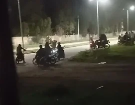Vecinos de la calle 554 de Quequén reclaman por ruidos molestos y picadas nocturnas