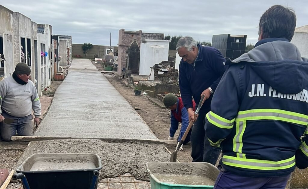 Progreso en la Renovación del Cementerio de Juan N. Fernández