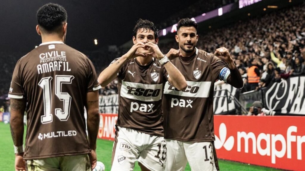 Platense hace historia en la Copa Libertadores con victoria en Brasil