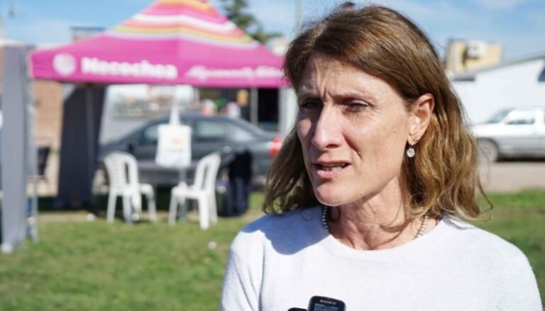 Carina Mazeris: “El equipo de trabajo va a atender normalmente”