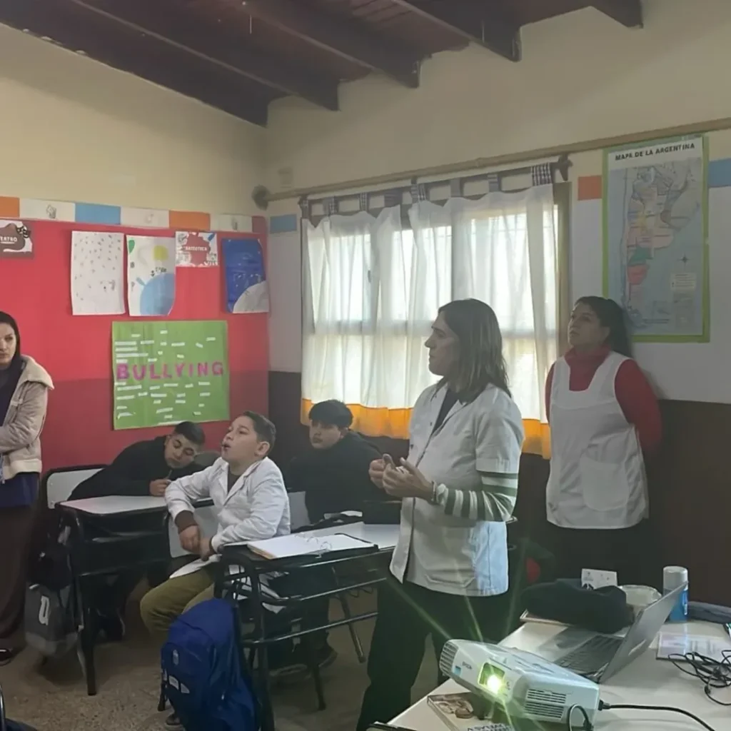 Charlas de Bromatología en escuelas de Necochea