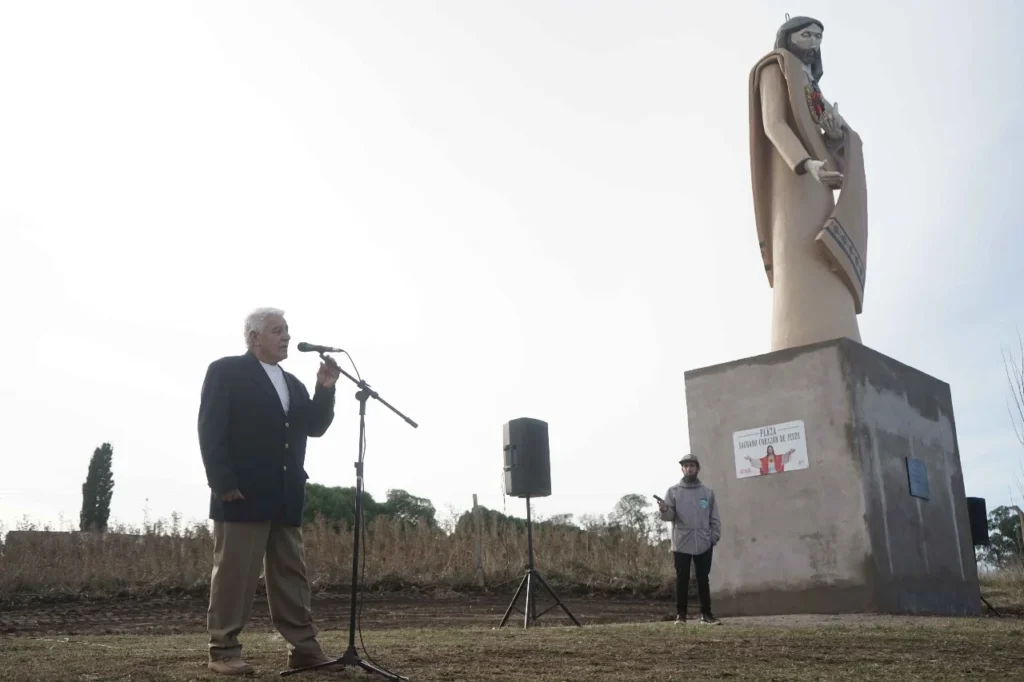 Acto conmemorativo en el monumento al Sagrado Corazón de Jesús