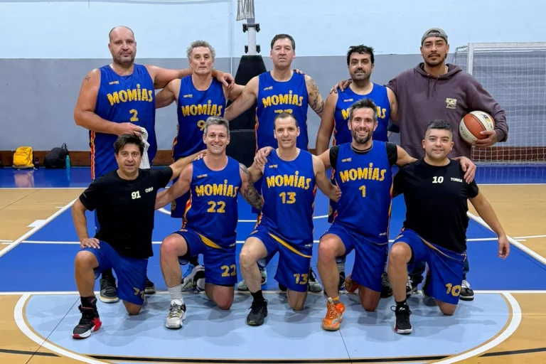 Momias de Necochea: la pasión por el básquet y la amistad en la Liga Mar y Sierras