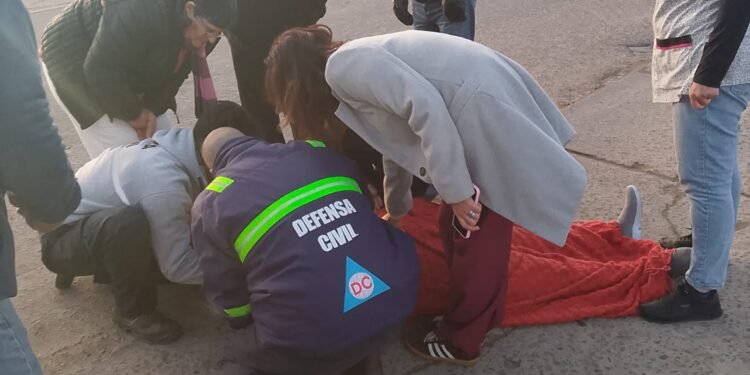 Mujer atropellada en 59 y 42