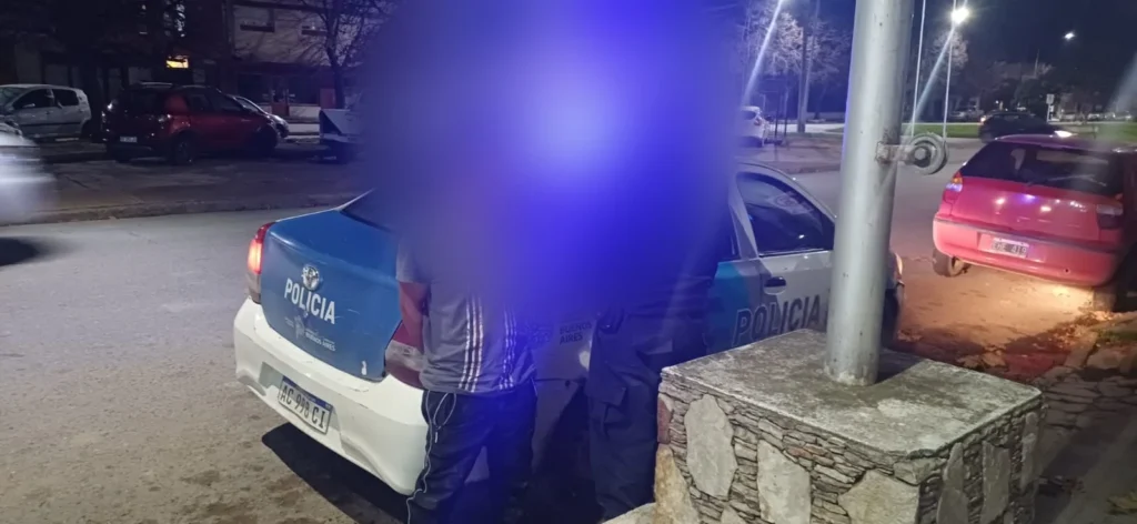 Detienen a hombre por agresión a su pareja