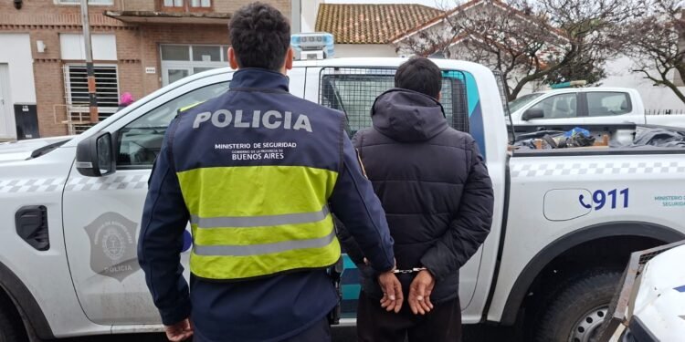 Detenido por agredir a su expareja