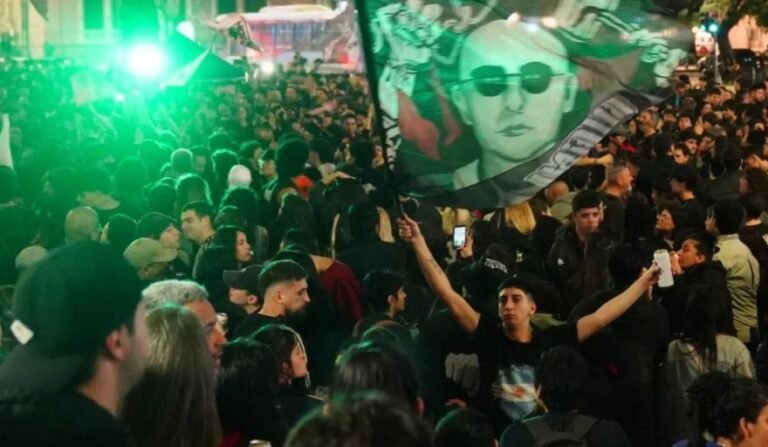 Banderazo por el Indio Solari