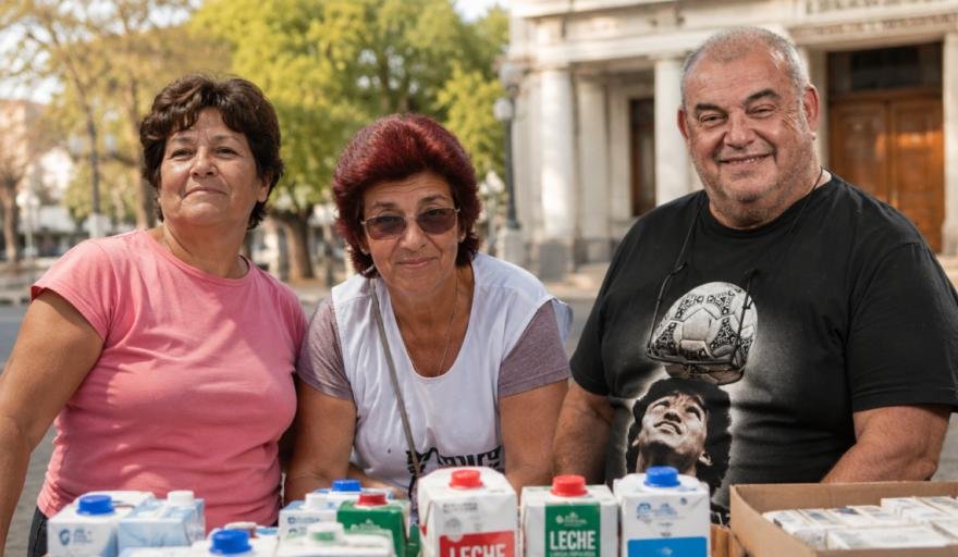 Un litro de leche por mes cumple 16 años y celebra junto a la colecta de 1.000 litros de leche