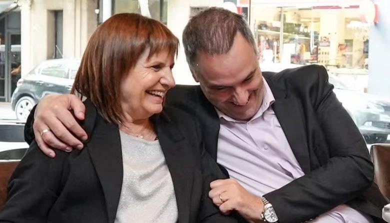 Adorni se niega a aceptar la decisión de Bullrich y quiere ir al Senado