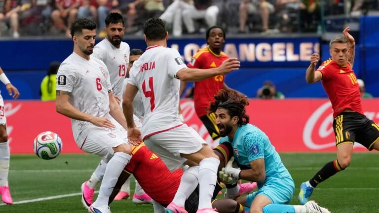 Bélgica Empata con Irán