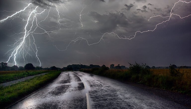 Alerta amarillo por lluvias en Necochea y Quequén