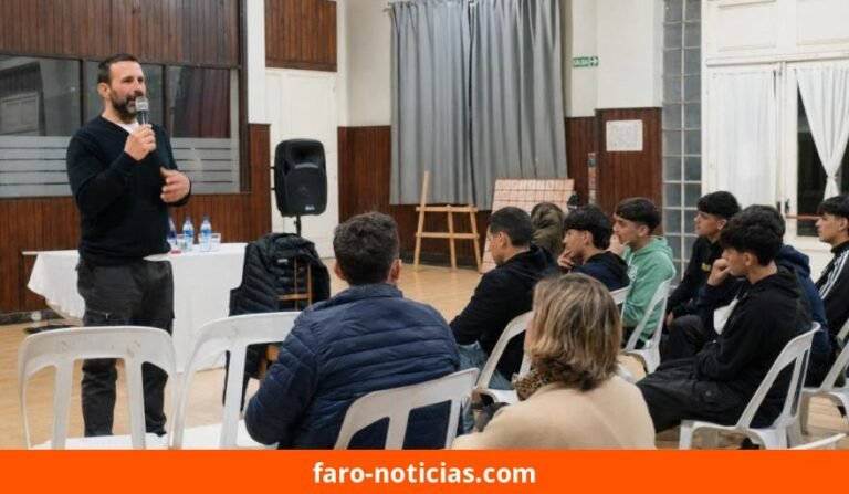 La prevención comienza en la escucha: una charla sobre consumos problemáticos en Lobería
