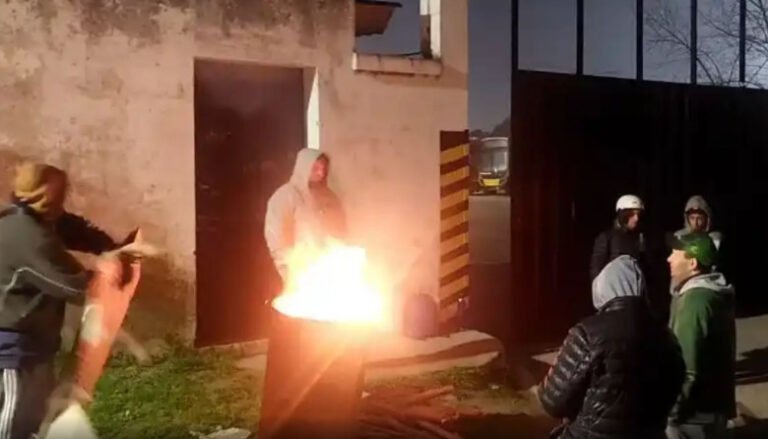 Choferes de Transportes Necochea denuncian impedimento de ingreso a la empresa