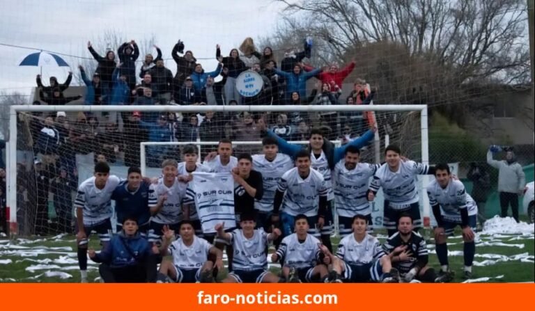 Ministerio celebra 100 años con una clasificación histórica: finalista por el ascenso