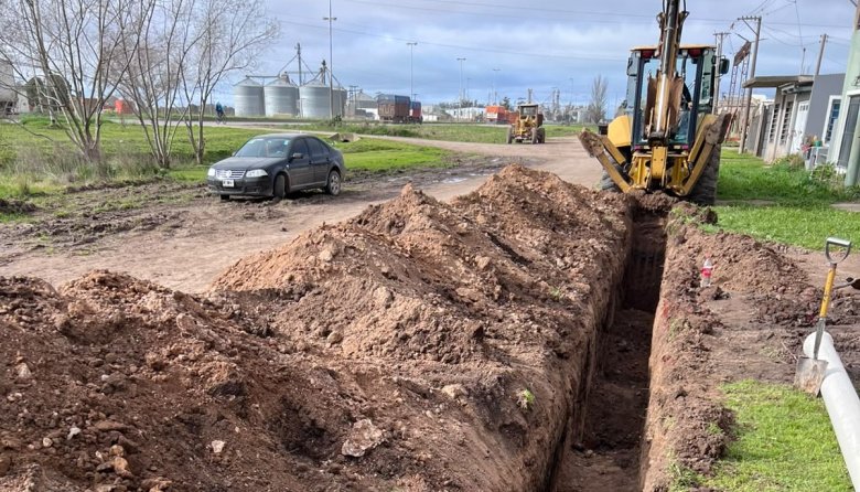 Ampliación de la red cloacal en Necochea y Quequén: Obras Sanitarias avanza en infraestructura sanitaria