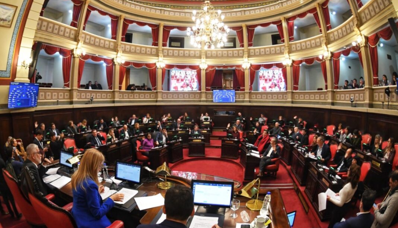 Massismo pide explicaciones a Kicillof por resultados educativos en la Legislatura