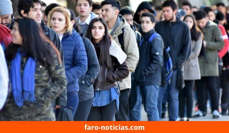 El empleo, el frente social más crítico del Gobierno de Milei: crecen la informalidad y la vulnerabilidad juvenil