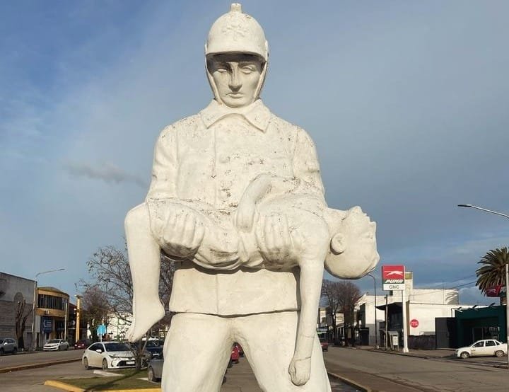 40 años del Monumento al Bombero