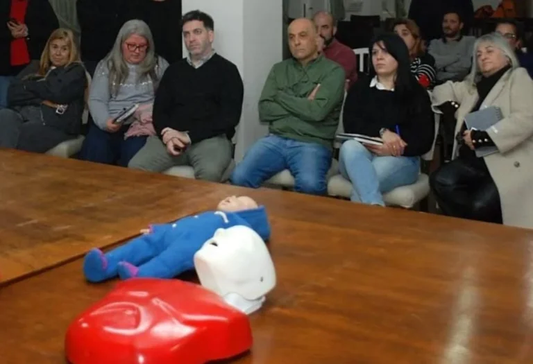 Capacitación en RCP para concejales