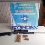 Detienen a hombre con rifle en Ruta 228