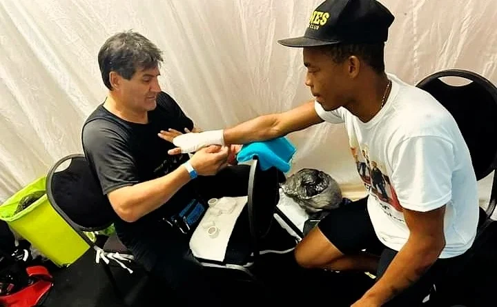 El ‘Travieso’ Arias Olivo se presenta en una velada de Boxeo Federal
