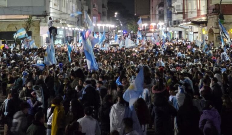 Necochea y Quequén celebran la clasificación de Argentina