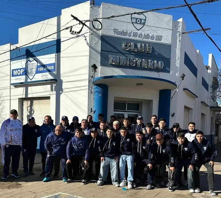 Ministerio busca semifinales