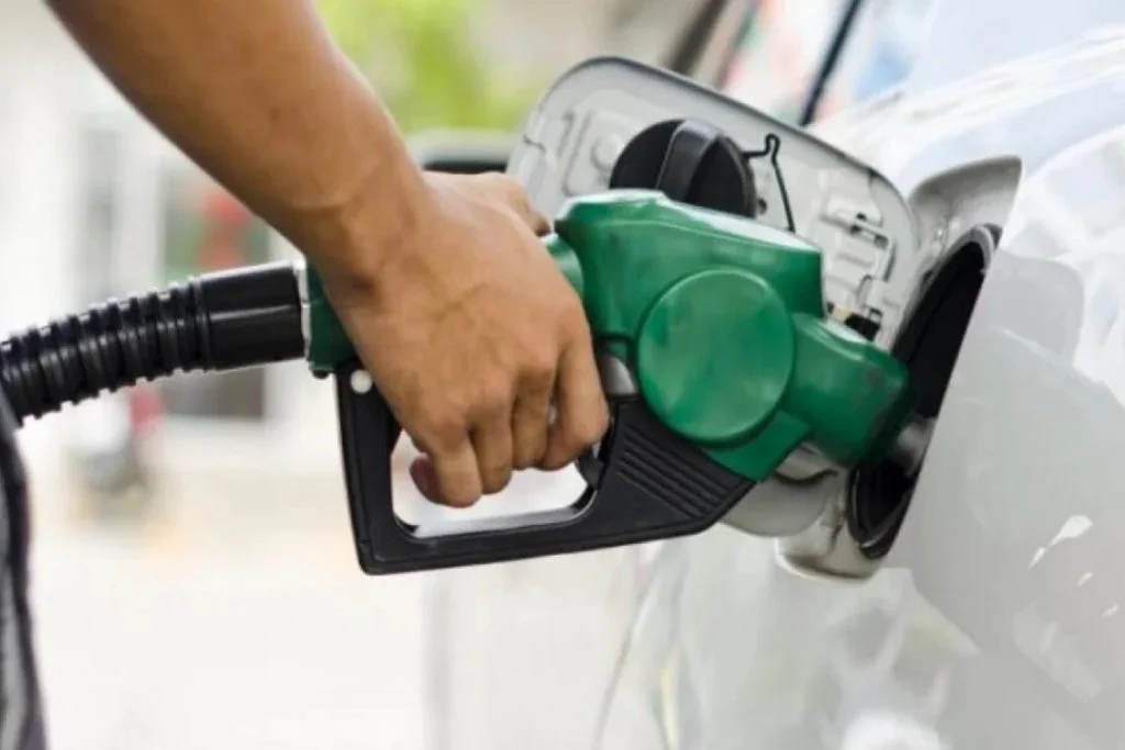 Suba parcial de impuestos a combustibles