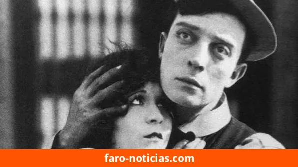 Cine mudo con piano en vivo