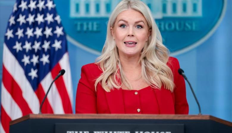 Karoline Leavitt deja su cargo como secretaria de prensa de la Casa Blanca