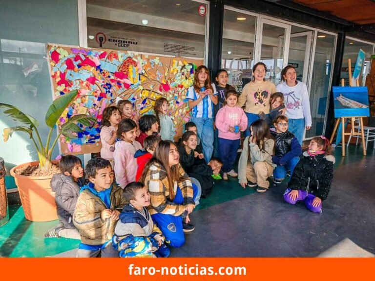 Visita del C.E.C N° 803 al Puerto Ciudad