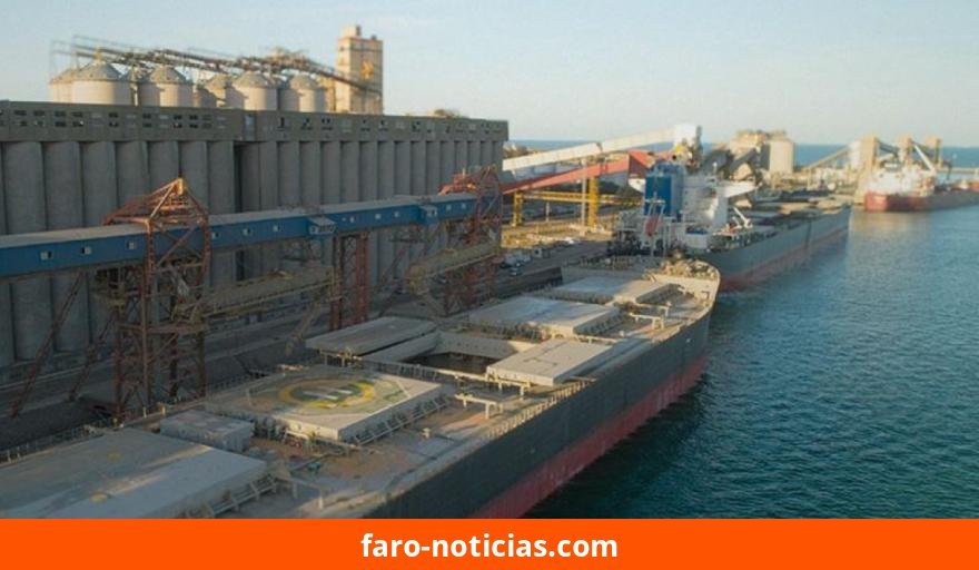 La desregulación de Milei desató un conflicto que frenó los buques en Puerto Quequén