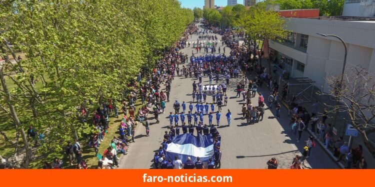 Necochea abre la convocatoria para el desfile cívico del 145° aniversario