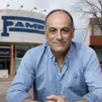 Concejal celebra rumbo económico mientras Pampa Artículos reduce su local en Necochea