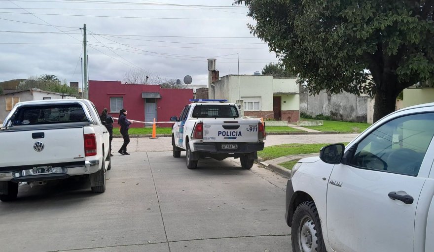 Homicidio en Lobería: 33‑años fallece tras disparos en vivienda