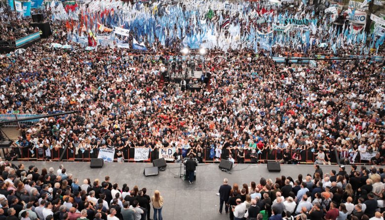 Intendentes del MDF se entusiasman con la carrera presidencial 2027 tras acto de Axel Kicillof