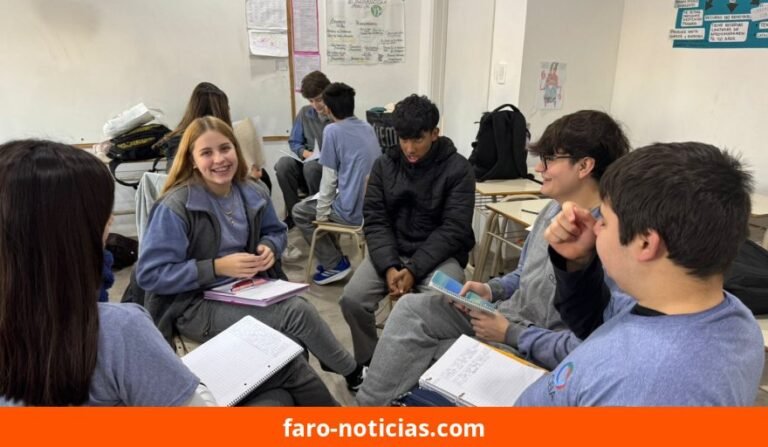 Jóvenes de Necochea presentan sus charlas TED-Ed en el Centro de Acopiadores de Cereales