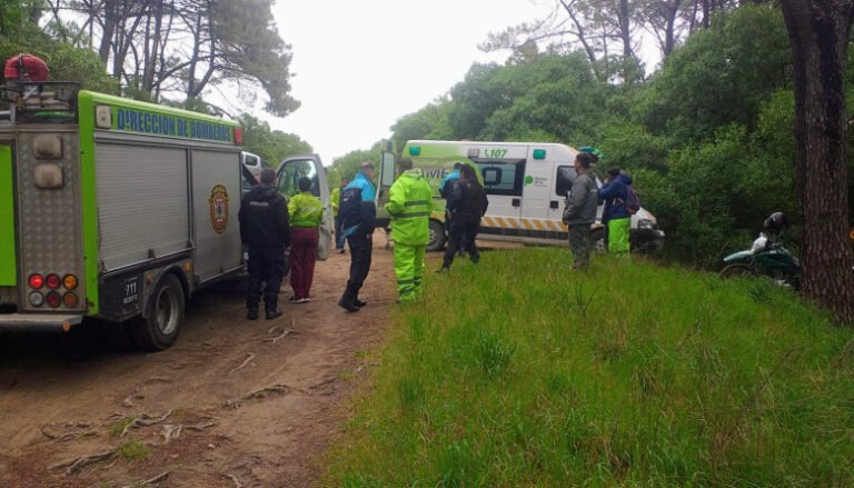 Operativo conjunto de la Policía y Guardaparques localiza a un adulto mayor desaparecido en el Parque Miguel Lillo