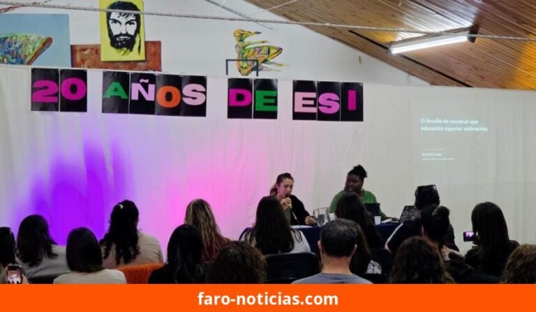 Anny Ocoró Loango plantea la invisibilidad de autores en la enseñanza en la Escuela de Arte de Quequén