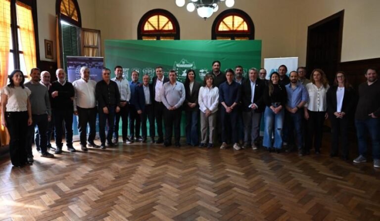 Provincia de Buenos Aires lanza nuevo programa de monitoreo hidrometeorológico en 89 municipios