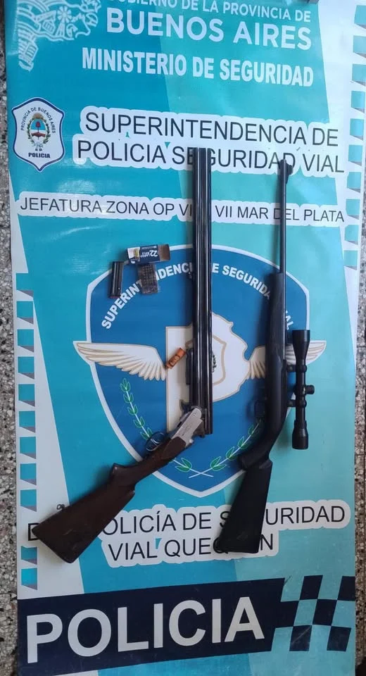 Detención en la Ruta 86: Apresan a hombre con dos armas de fuego en su camioneta